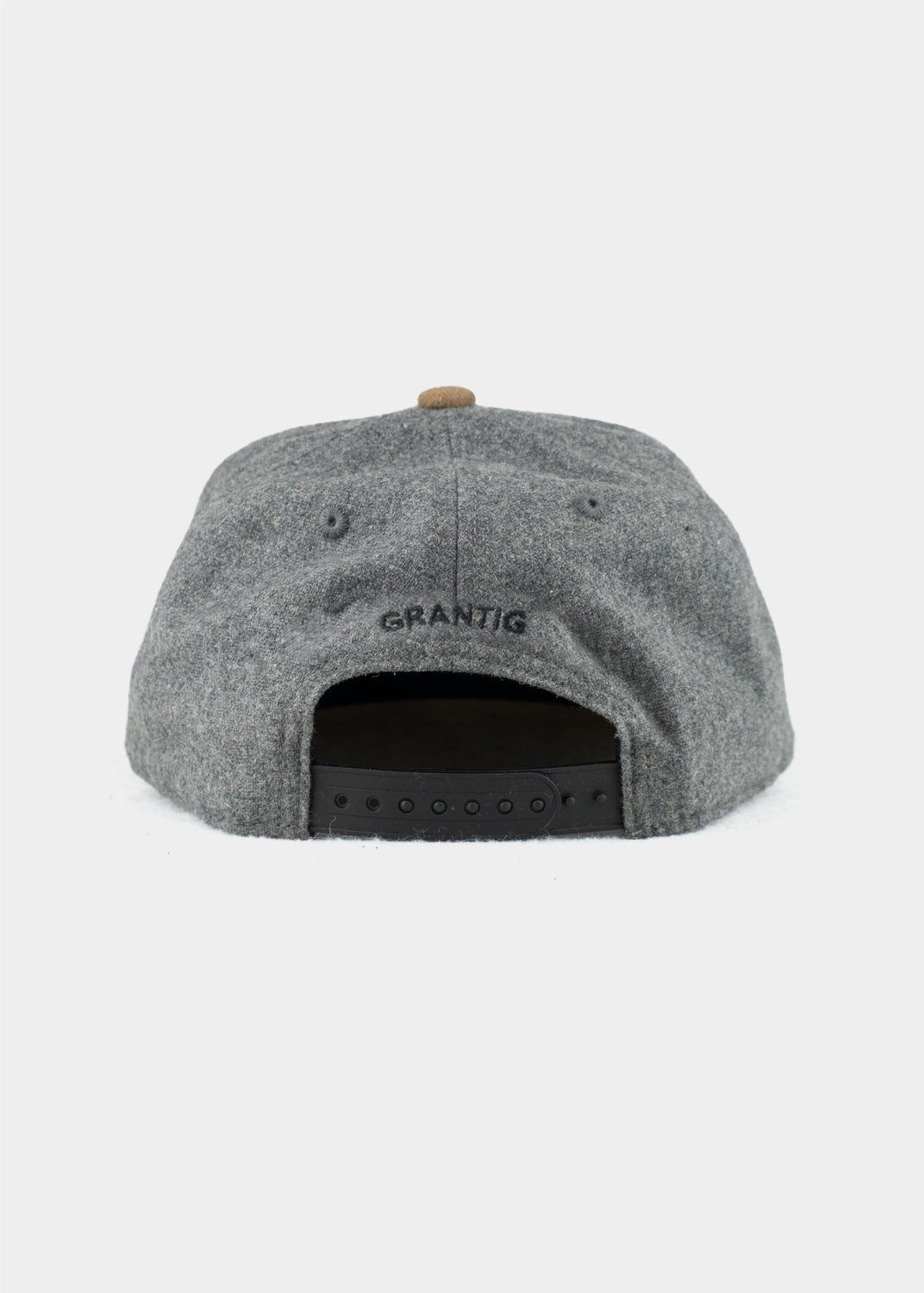 Cap "Grantig by nature" - dunkelgrau (Snapback), v2 - Image 4