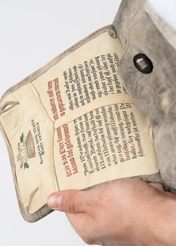 Lederhose "Reinheitsgebot" - graubraun - Image 3