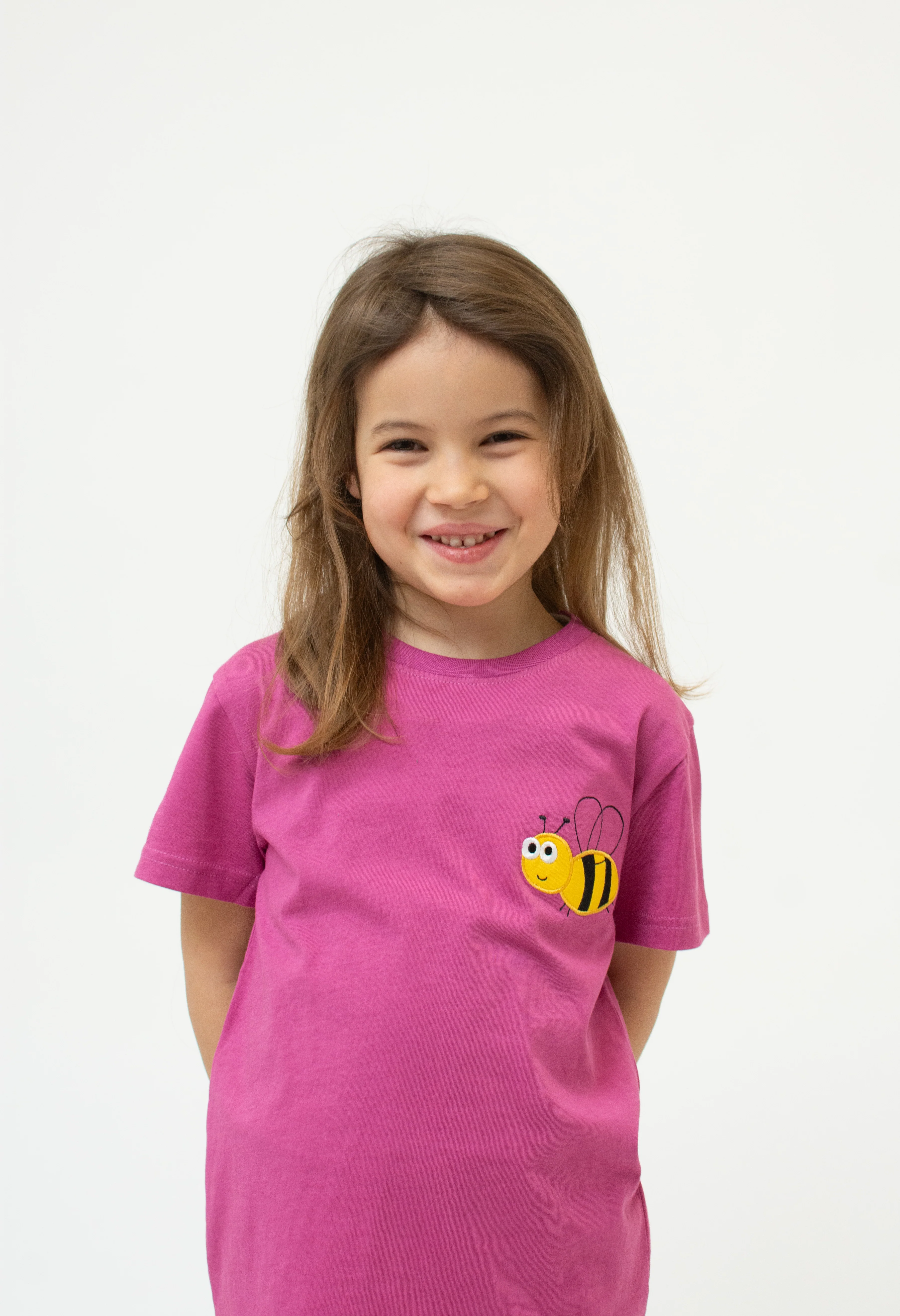 T-Shirt "Biene" - beere (Kinder) - Image 2