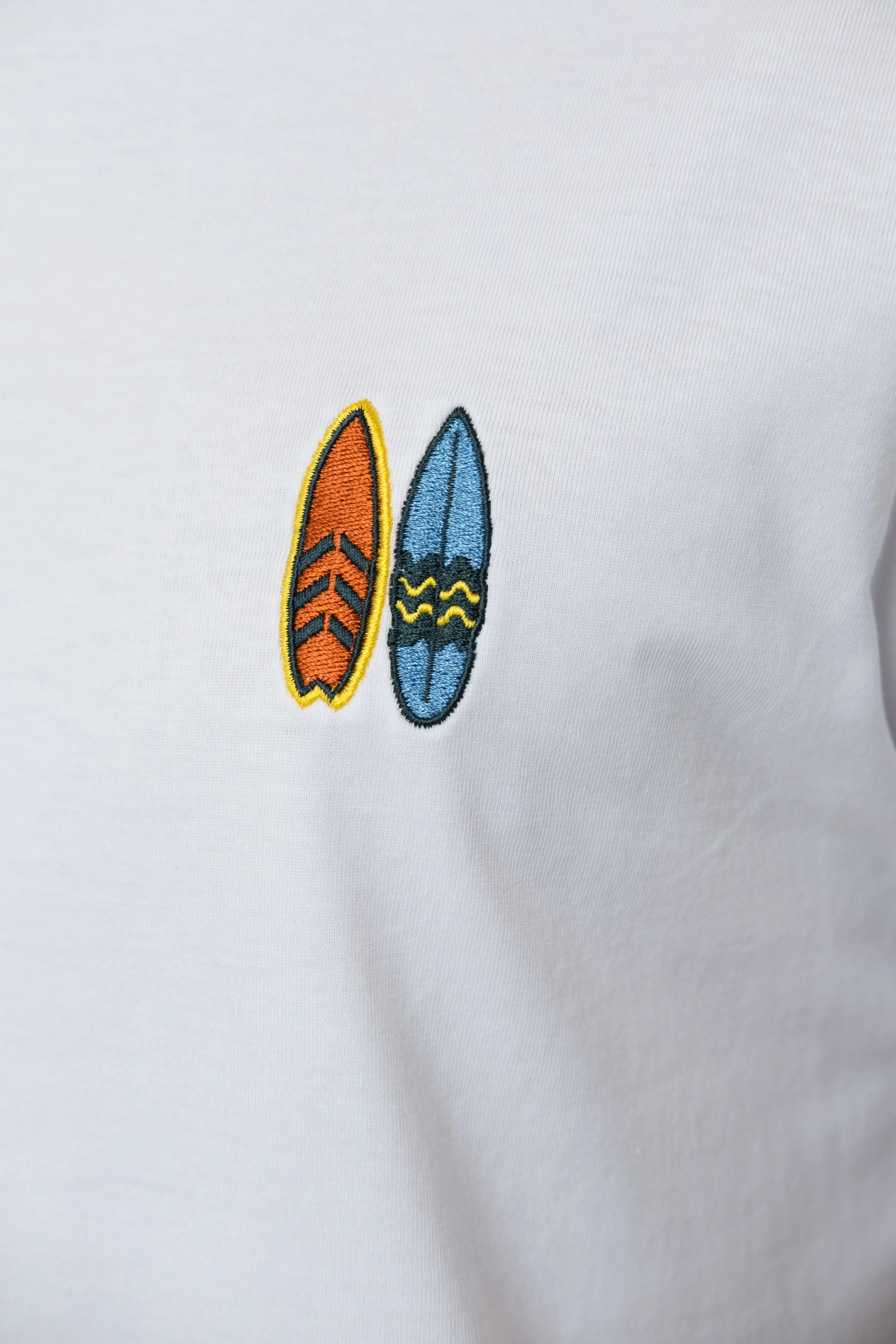 T-Shirt "Pumuckl surft" - weiß - Image 5